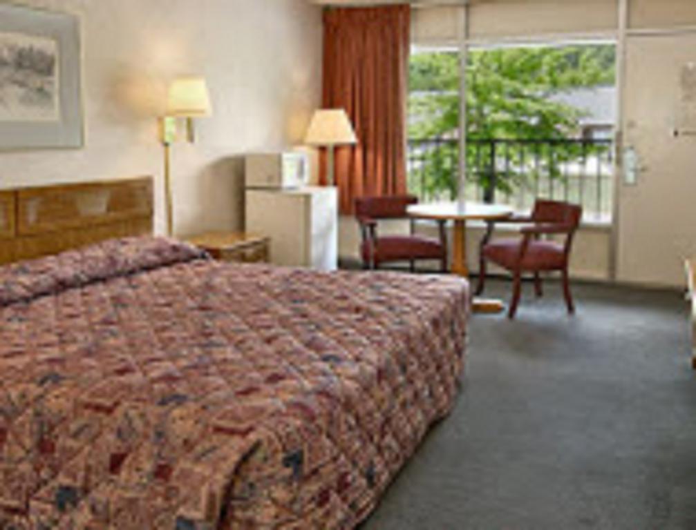 Town And Country Inn Suites Spindale Forest City Luaran gambar